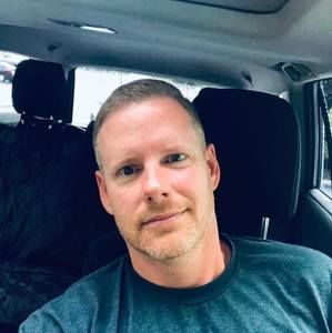 Meet your Posher, Zach